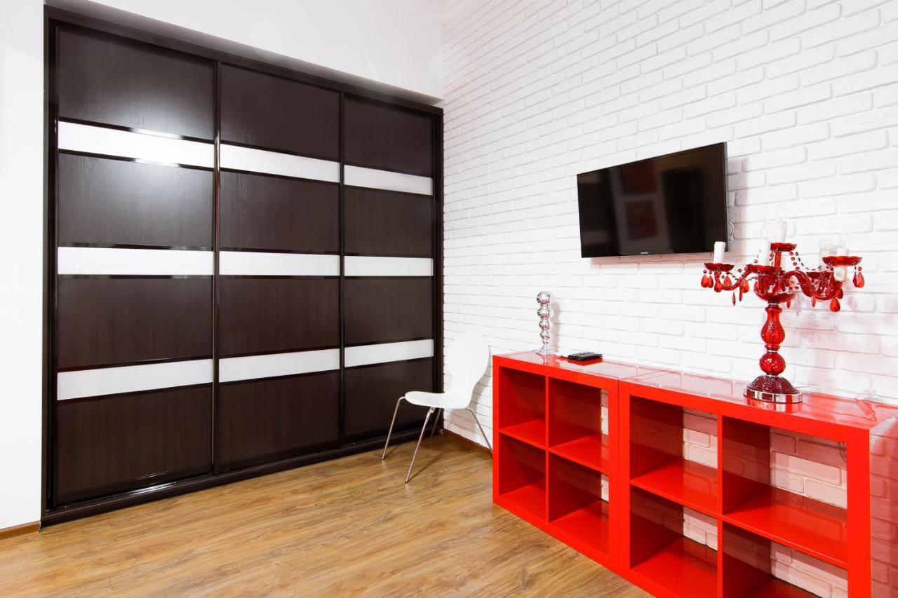 Modern Apartment In The City Center In A New Building Odessa Eksteriør billede